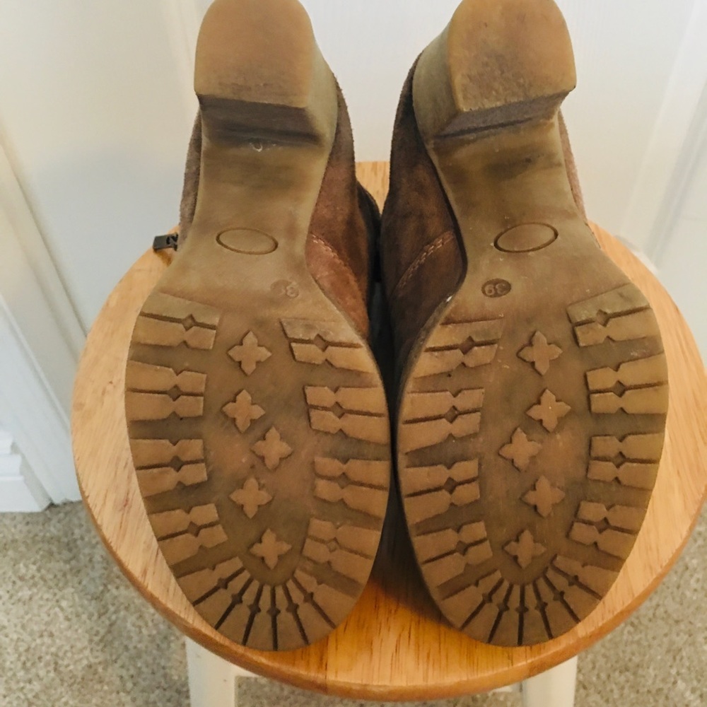 Browns Booties - Picture 4 of 5